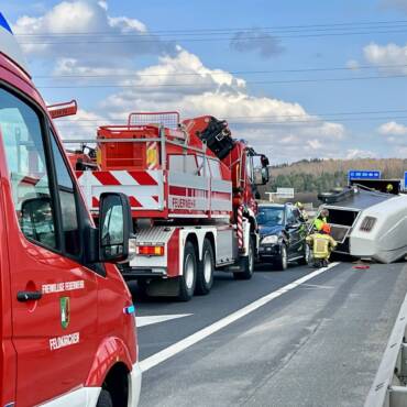 Pferderettung nach Verkehrsunfall auf der A2 Südautobahn